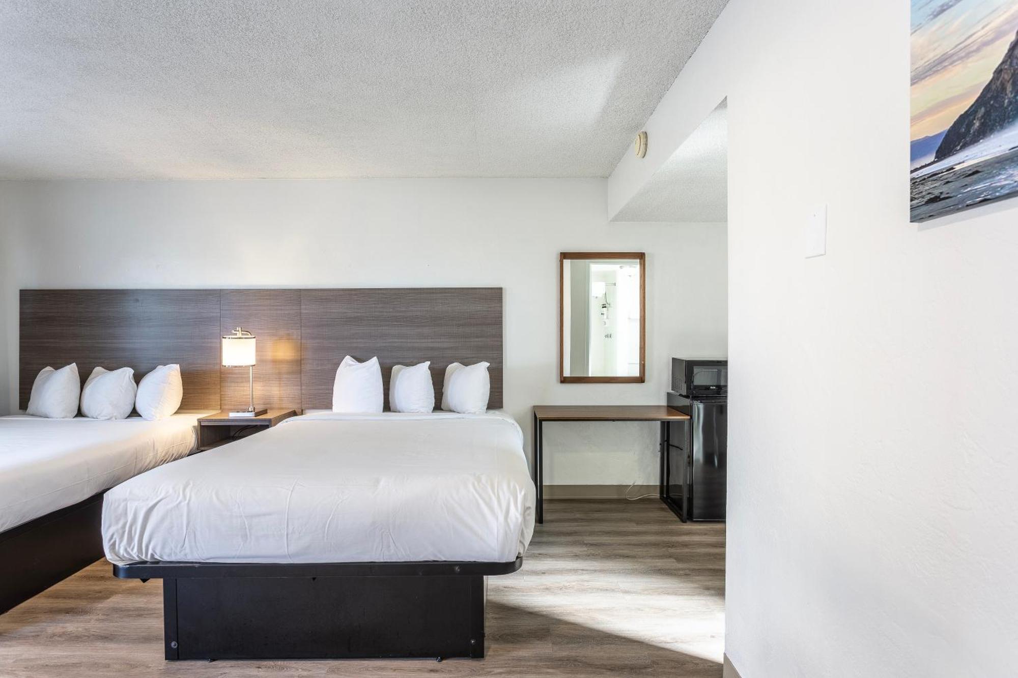 Coastal Breeze Inn モロ・ベイ エクステリア 写真